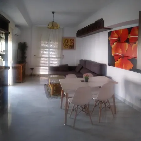 Solymar Apartment *